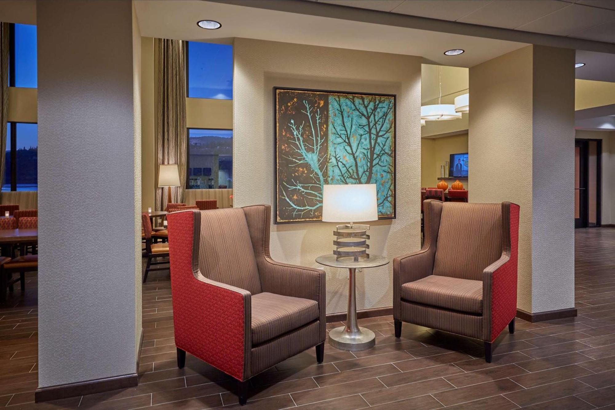 Hampton Inn & Suites Худ-Ривер Экстерьер фото